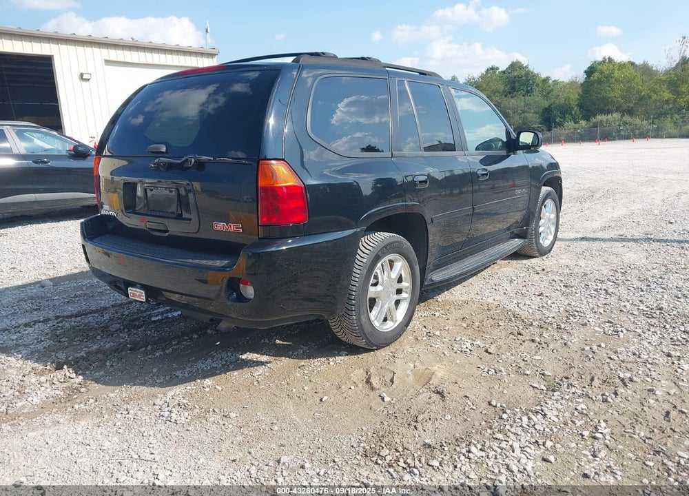 2006 GMC ENVOY DENALI VIN: 1GKET63MX62222609