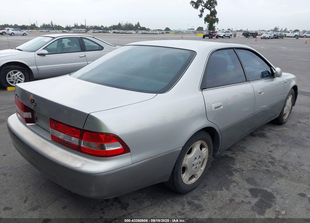 2000 LEXUS ES 300 VIN: JT8BF28G3Y5097695