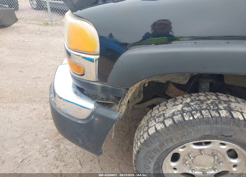 2005 GMC SIERRA K2500 HEAVY DUTY VIN: 1GTHK23215F862086