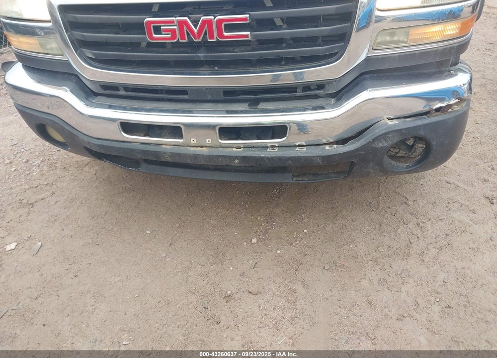 2005 GMC SIERRA K2500 HEAVY DUTY VIN: 1GTHK23215F862086