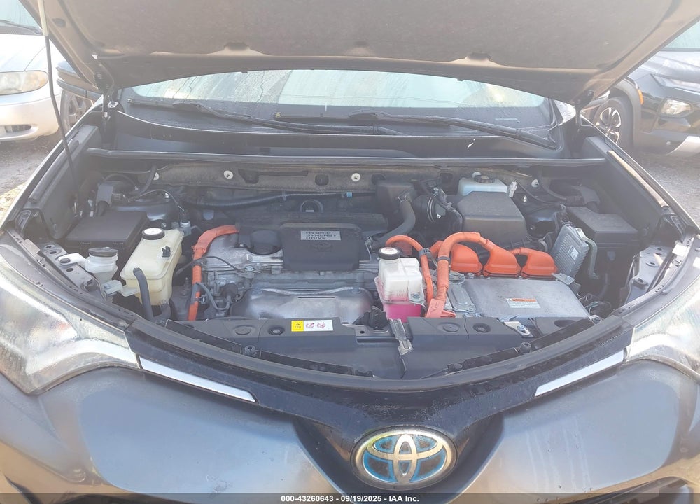 2018 TOYOTA RAV4 HYBRID XLE VIN: JTMRJREV0JD185691