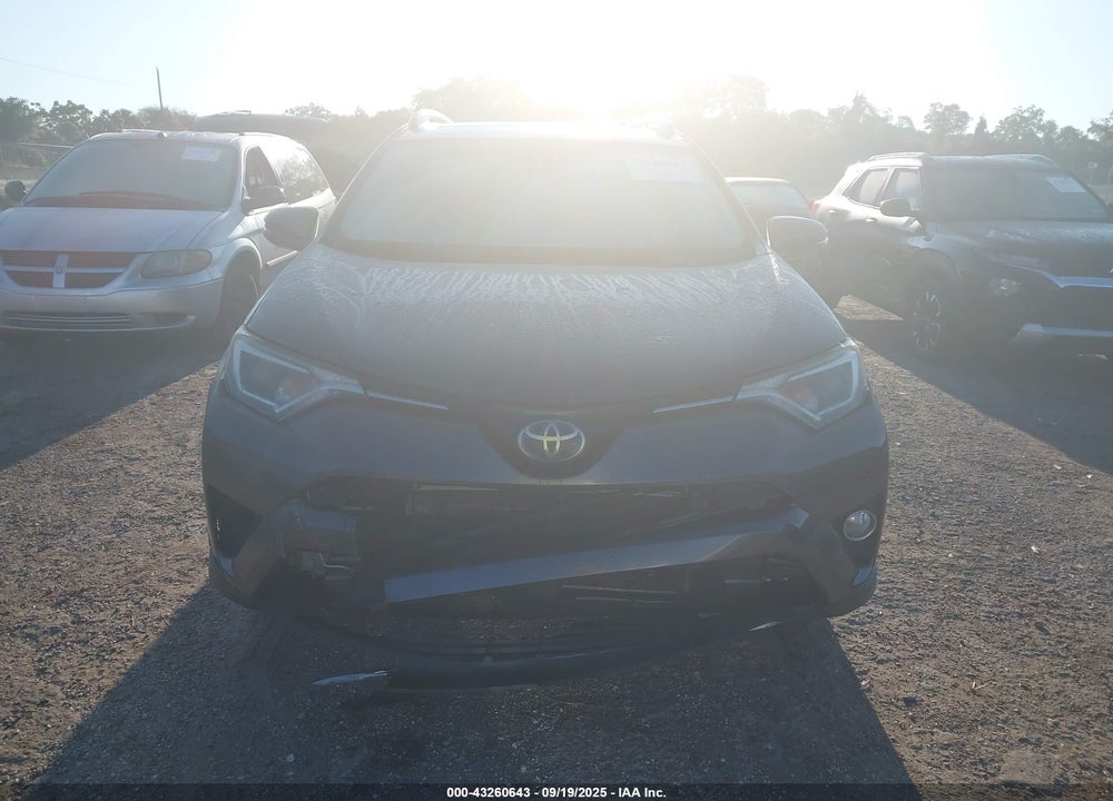 2018 TOYOTA RAV4 HYBRID XLE VIN: JTMRJREV0JD185691