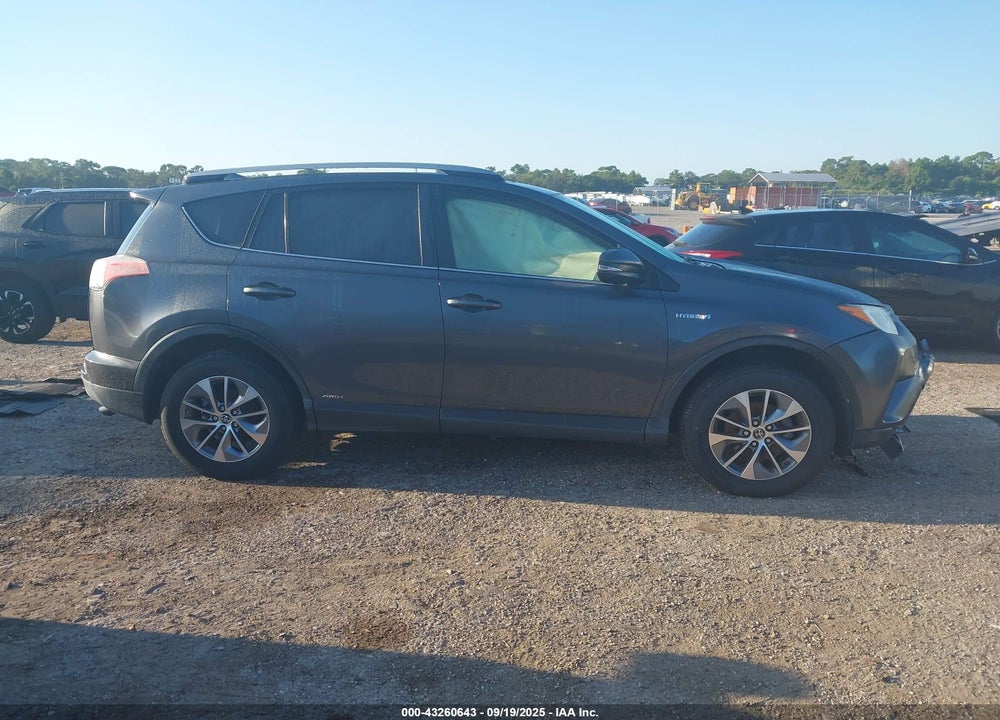 2018 TOYOTA RAV4 HYBRID XLE VIN: JTMRJREV0JD185691