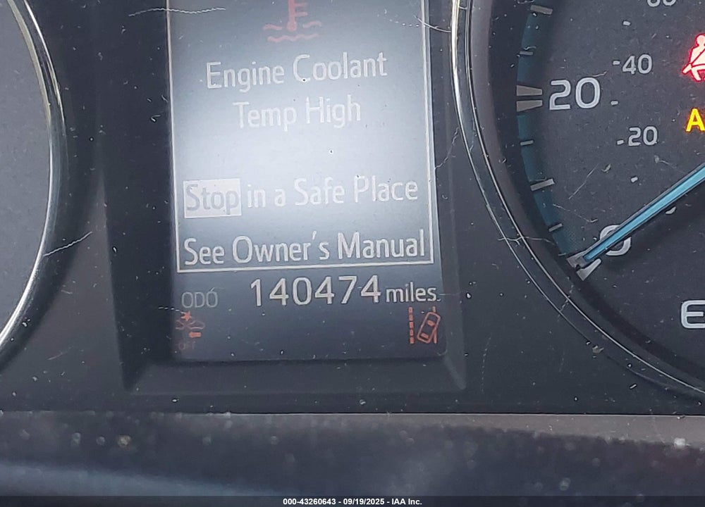 2018 TOYOTA RAV4 HYBRID XLE VIN: JTMRJREV0JD185691