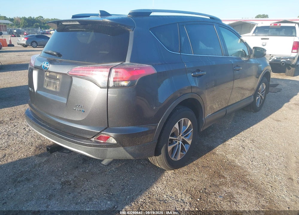 2018 TOYOTA RAV4 HYBRID XLE VIN: JTMRJREV0JD185691