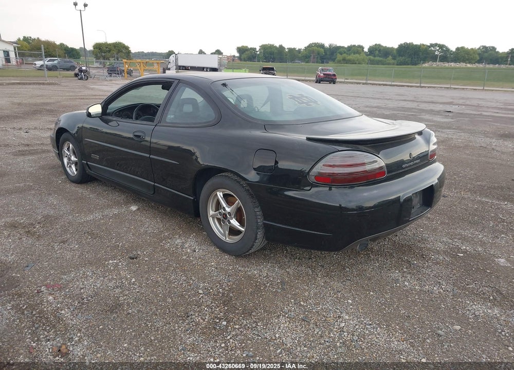 2002 PONTIAC GRAND PRIX GTP VIN: 1G2WR121X2F174562