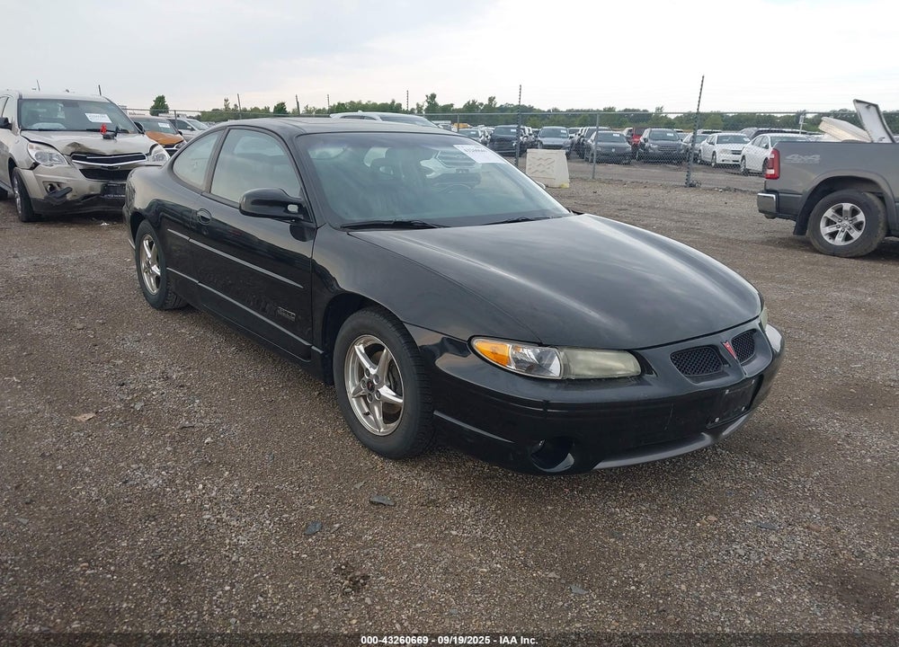 2002 PONTIAC GRAND PRIX GTP VIN: 1G2WR121X2F174562