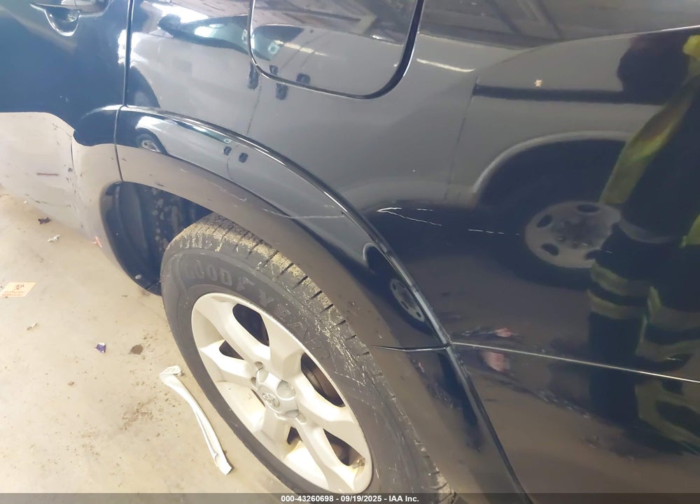 2009 TOYOTA RAV4 LIMITED V6 VIN: JTMZK31V19D000432