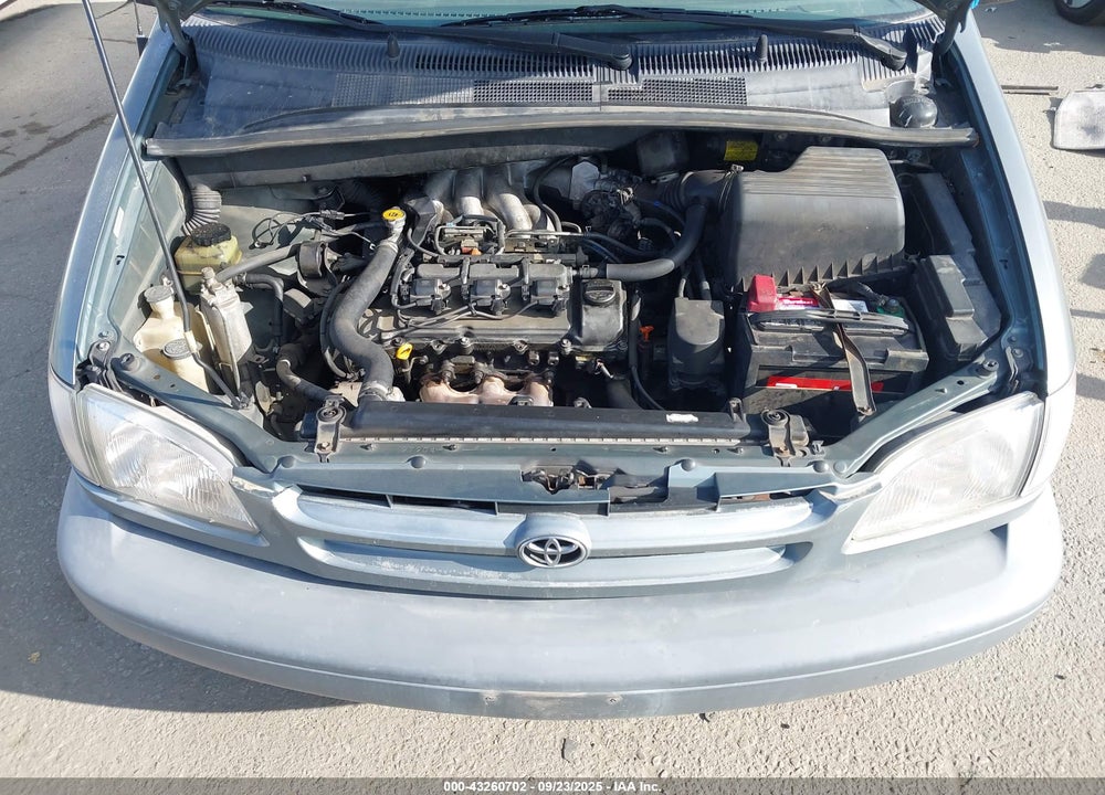 2000 TOYOTA SIENNA LE VIN: 4T3ZF13C9YU317753