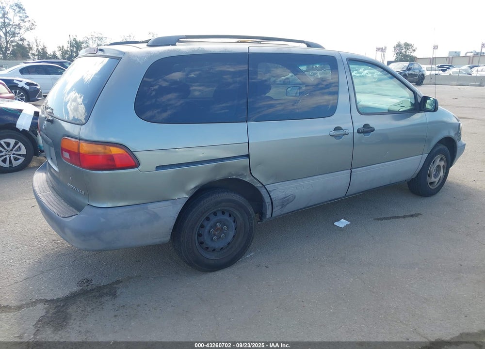 2000 TOYOTA SIENNA LE VIN: 4T3ZF13C9YU317753