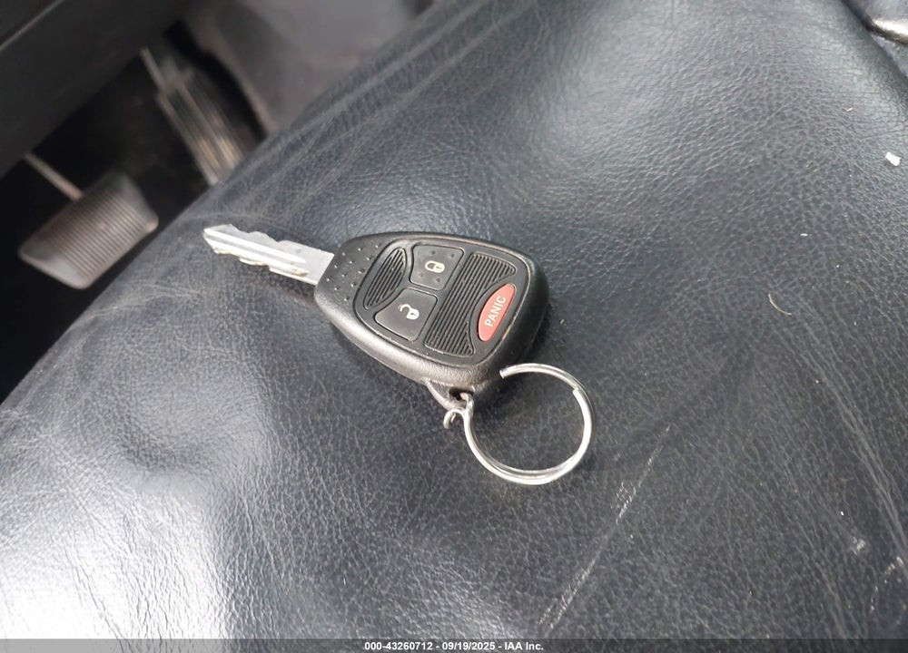 2013 JEEP WRANGLER UNLIMITED SAHARA VIN: 1C4BJWEG1DL579308