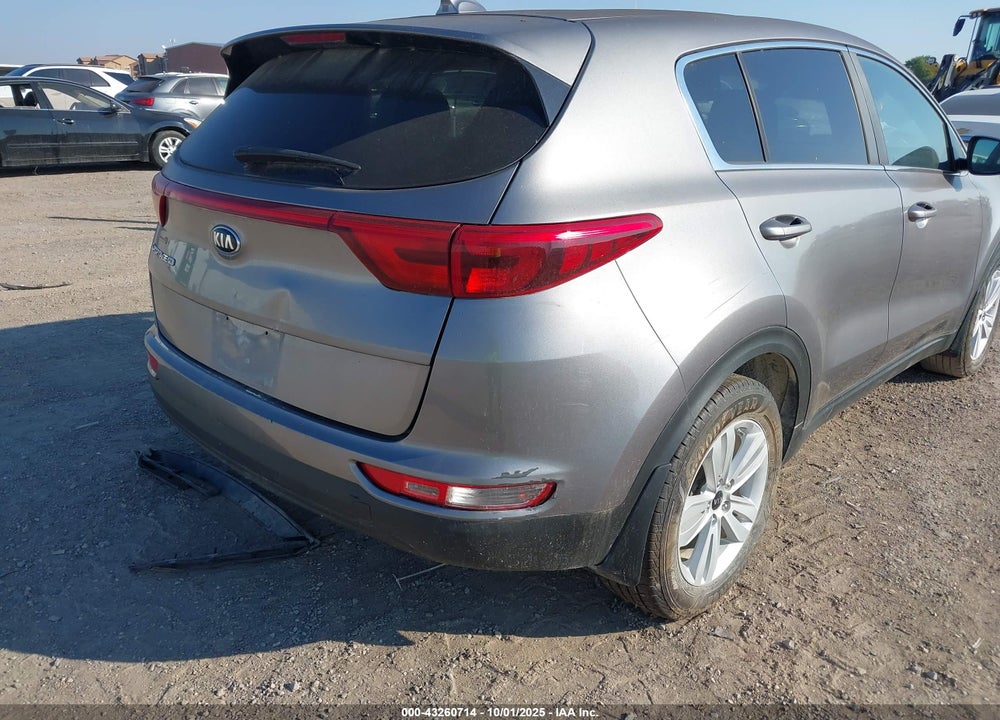 2018 KIA SPORTAGE VIN: KNDPM3AC8J7373924