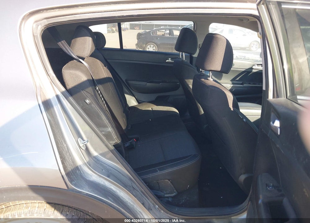 2018 KIA SPORTAGE VIN: KNDPM3AC8J7373924