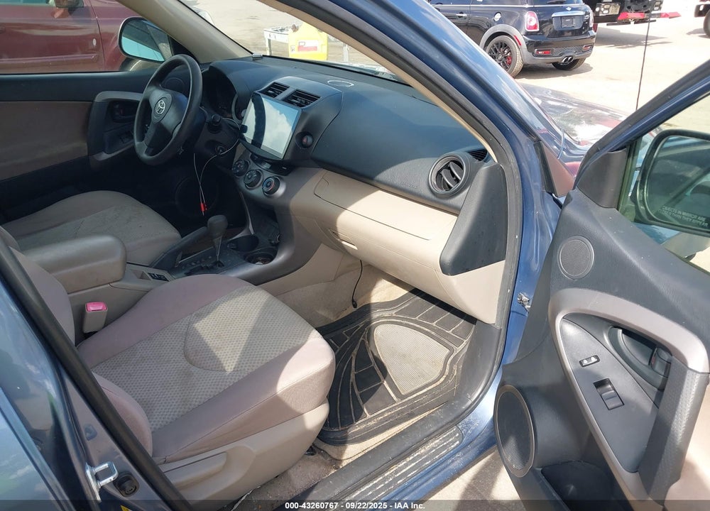2008 TOYOTA RAV4 VIN: JTMZD33V885108529