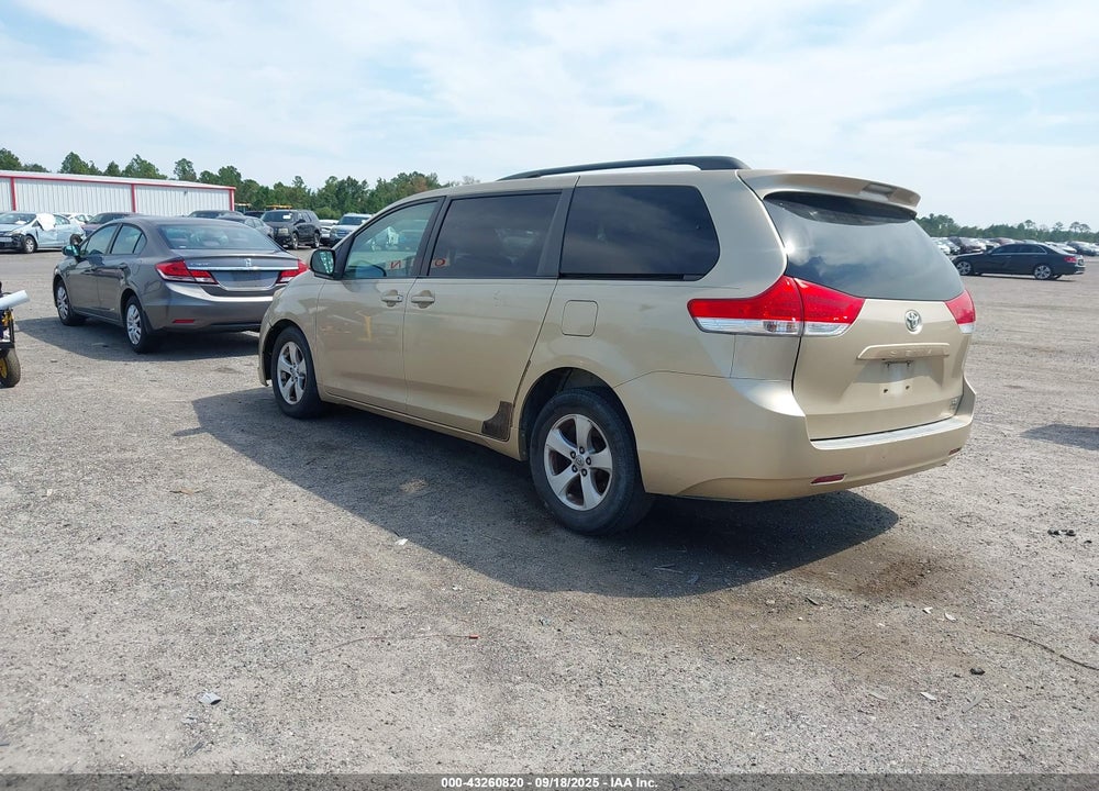 2011 TOYOTA SIENNA LE V6 VIN: 5TDKK3DC5BS072756