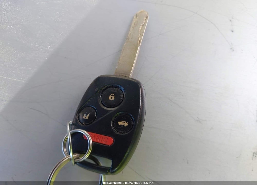 2009 HONDA ACCORD VIN: 1HGCP26829A067175