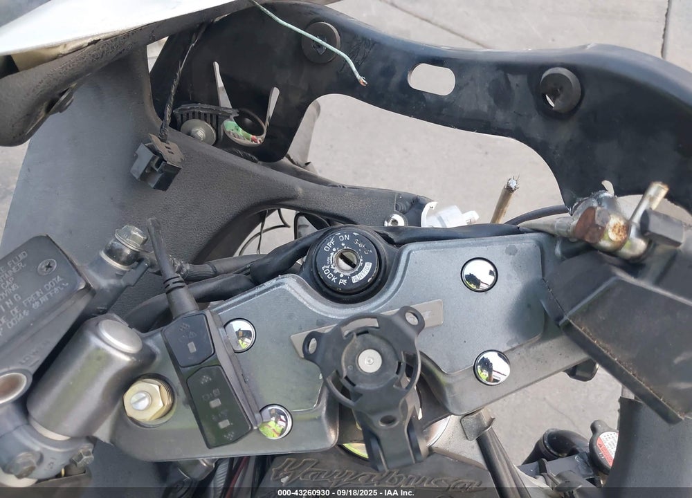 2006 SUZUKI GSX1300 R VIN: JS1GW71AX62112986