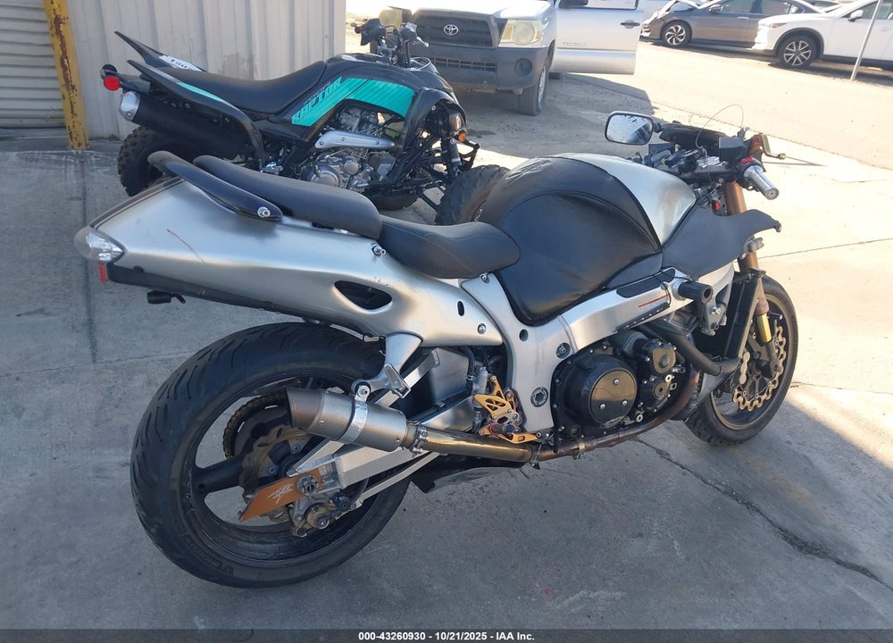 2006 SUZUKI GSX1300 R VIN: JS1GW71AX62112986