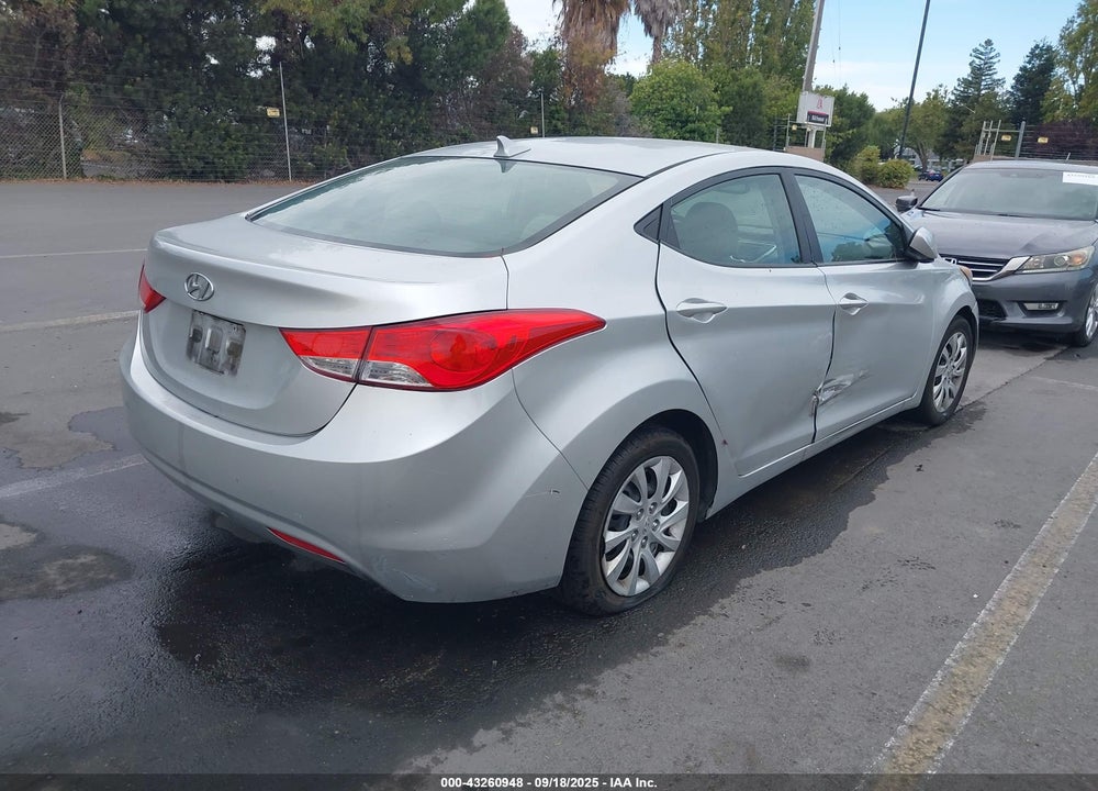 2013 HYUNDAI ELANTRA GLS VIN: 5NPDH4AE7DH158887