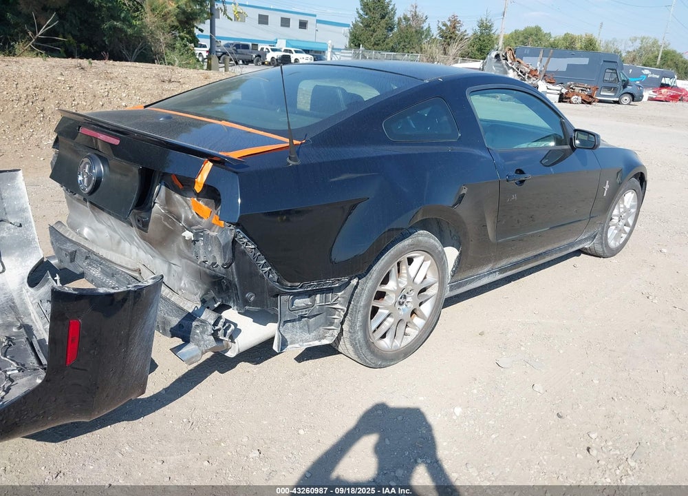 2014 FORD MUSTANG VIN: 1ZVBP8AM2E5247130