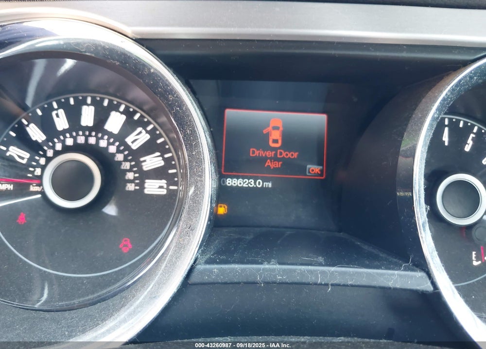 2014 FORD MUSTANG VIN: 1ZVBP8AM2E5247130