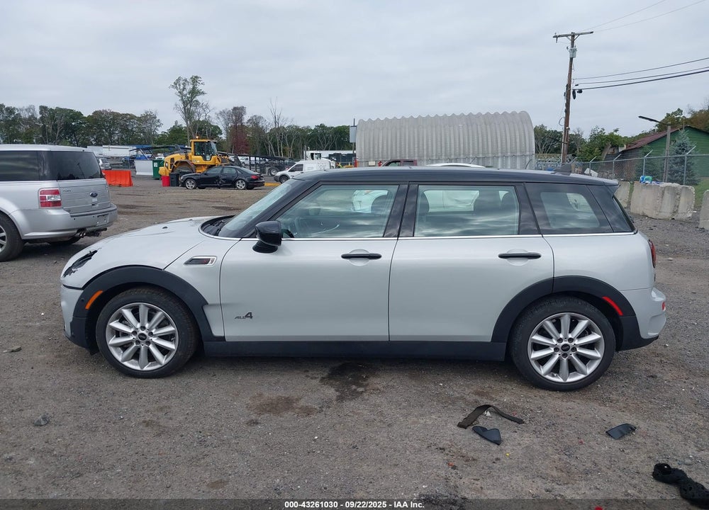 2022 MINI COOPER CLUBMAN VIN: WMWXJ1C01N2R90968