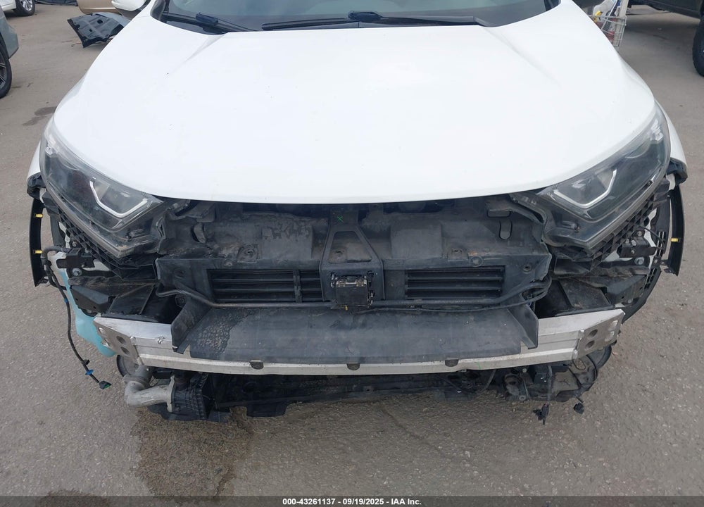 2018 HONDA CRV VIN: 2HKRW2H52JH621164