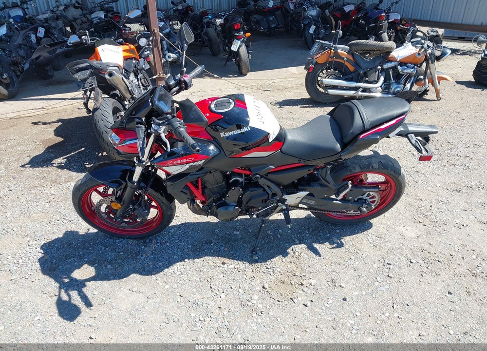 2024 KAWASAKI ER650 N VIN: ML5EREN13RDAC0400