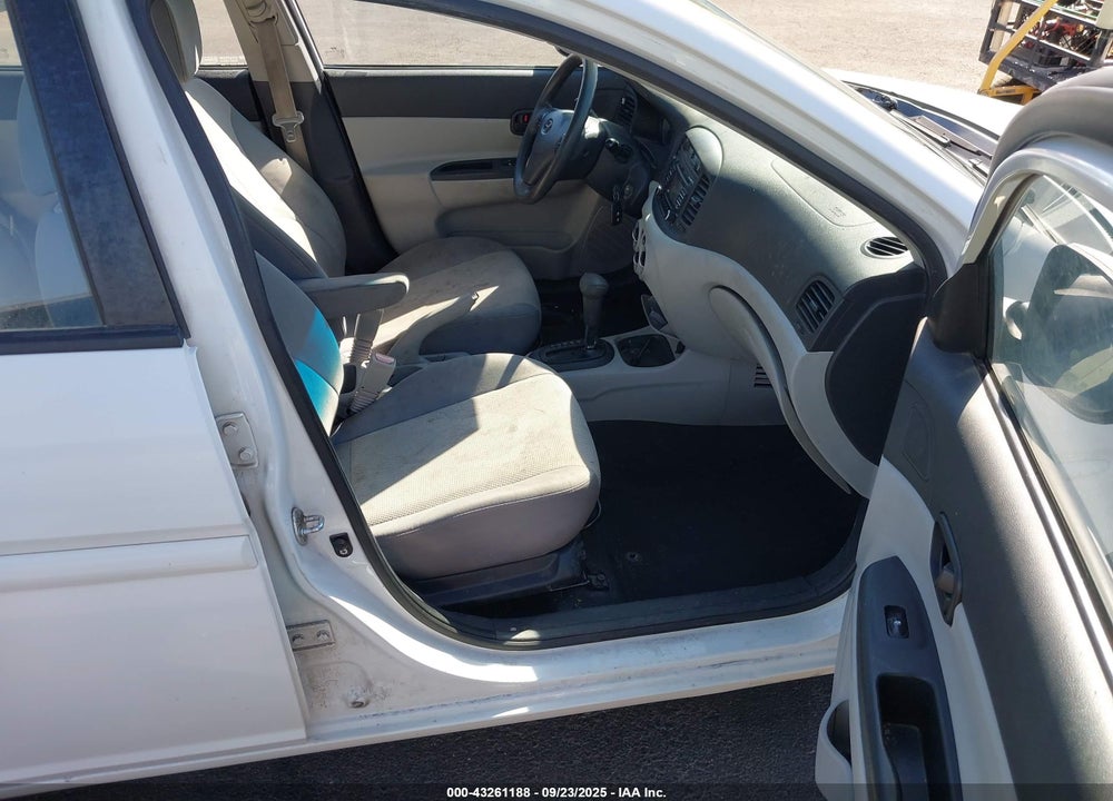 2010 HYUNDAI ACCENT VIN: KMHCN4AC1AU500270