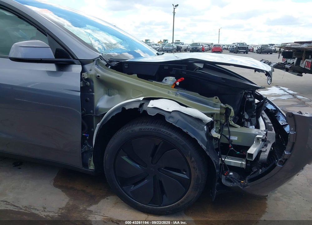 2026 TESLA MODEL Y VIN: 7SAYGDEE9TA455316