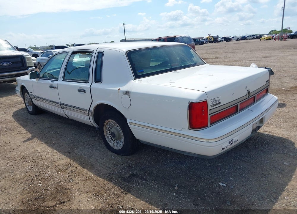 1997 LINCOLN TOWN CAR EXECUTIVE VIN: 1LNLM81W7VY713047