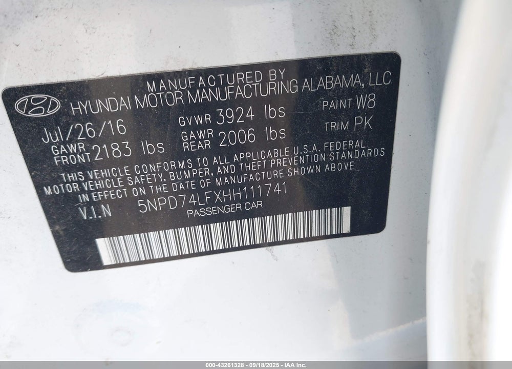 2017 HYUNDAI ELANTRA VIN: 5NPD74LFXHH111741