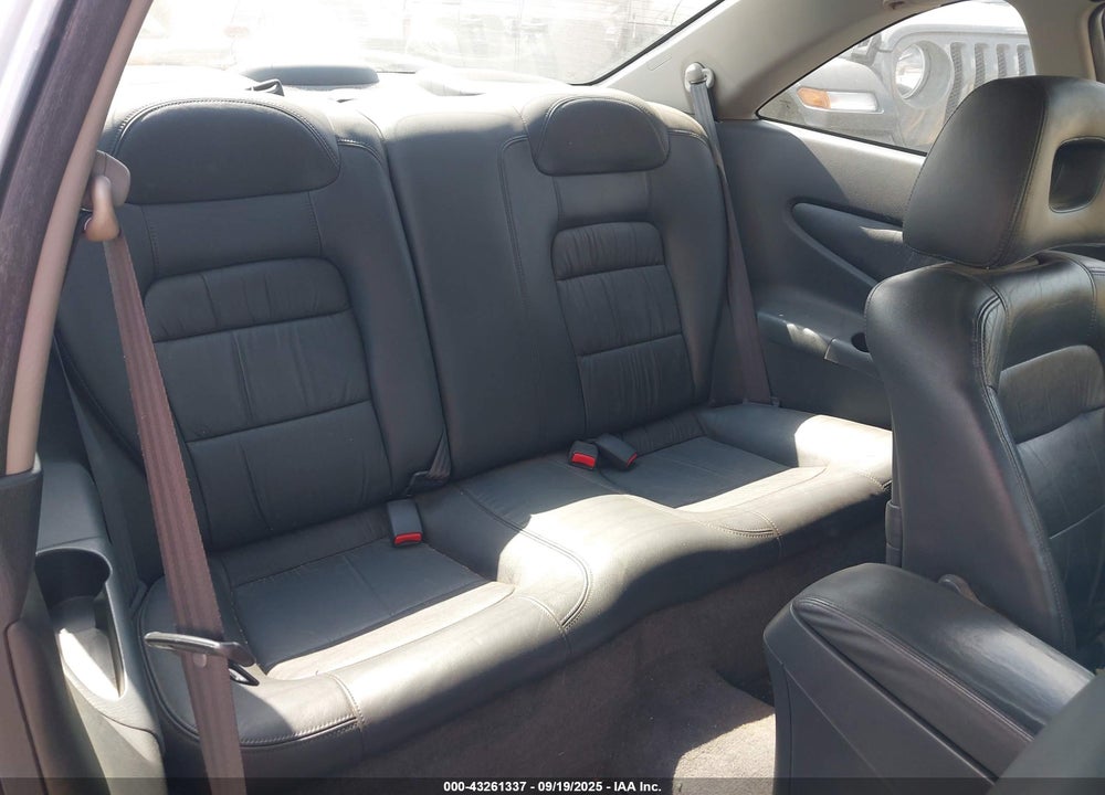 2001 HONDA ACCORD 3.0 EX VIN: 1HGCG22581A008681