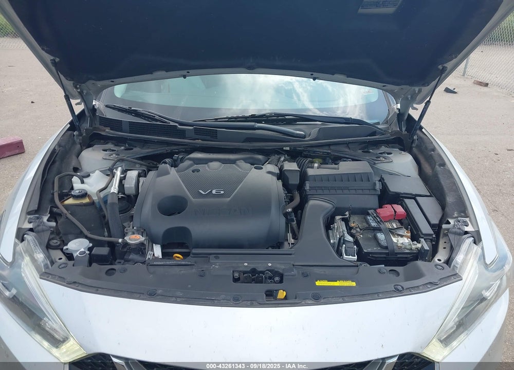 2016 NISSAN MAXIMA VIN: 1N4AA6AP4GC396397