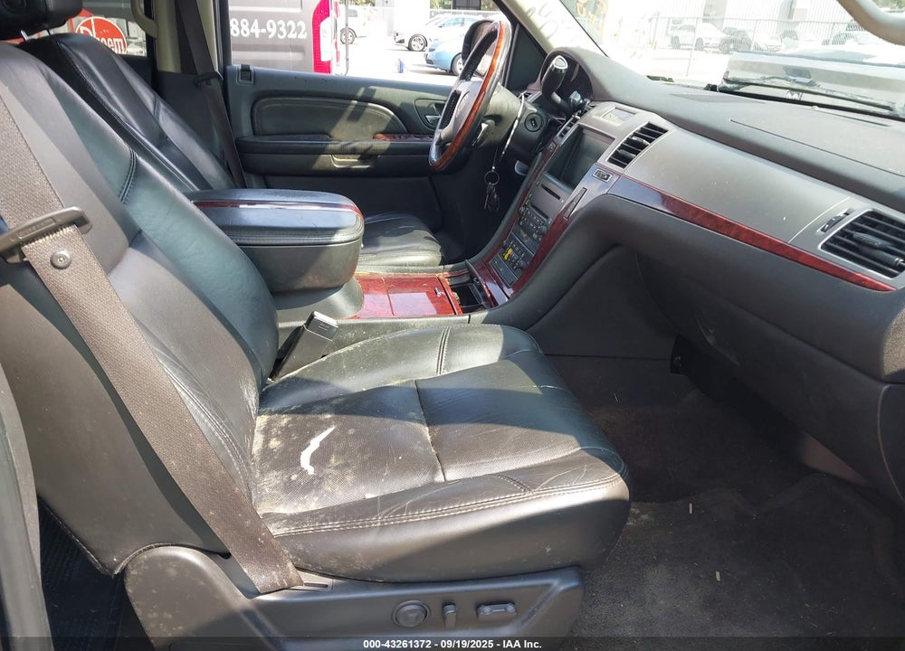 2007 CADILLAC ESCALADE STANDARD VIN: 1GYFK638X7R417280