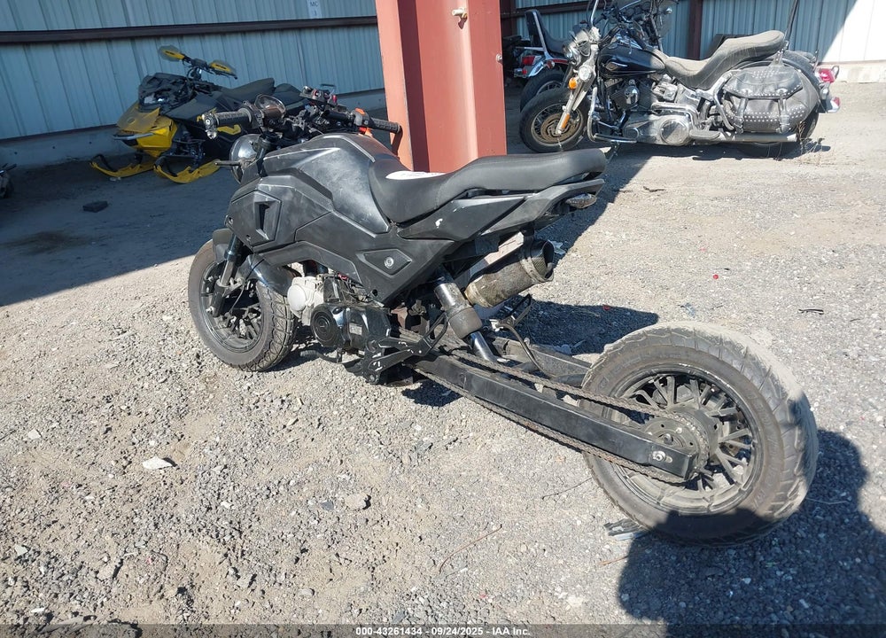 2021 BOOM VADER VIN: L2BBAACG2MB000736