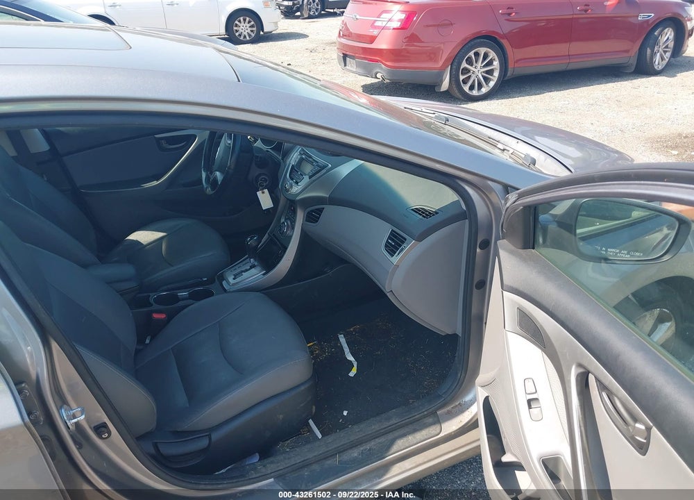 2013 HYUNDAI ELANTRA LIMITED VIN: KMHDH4AE1DU560888