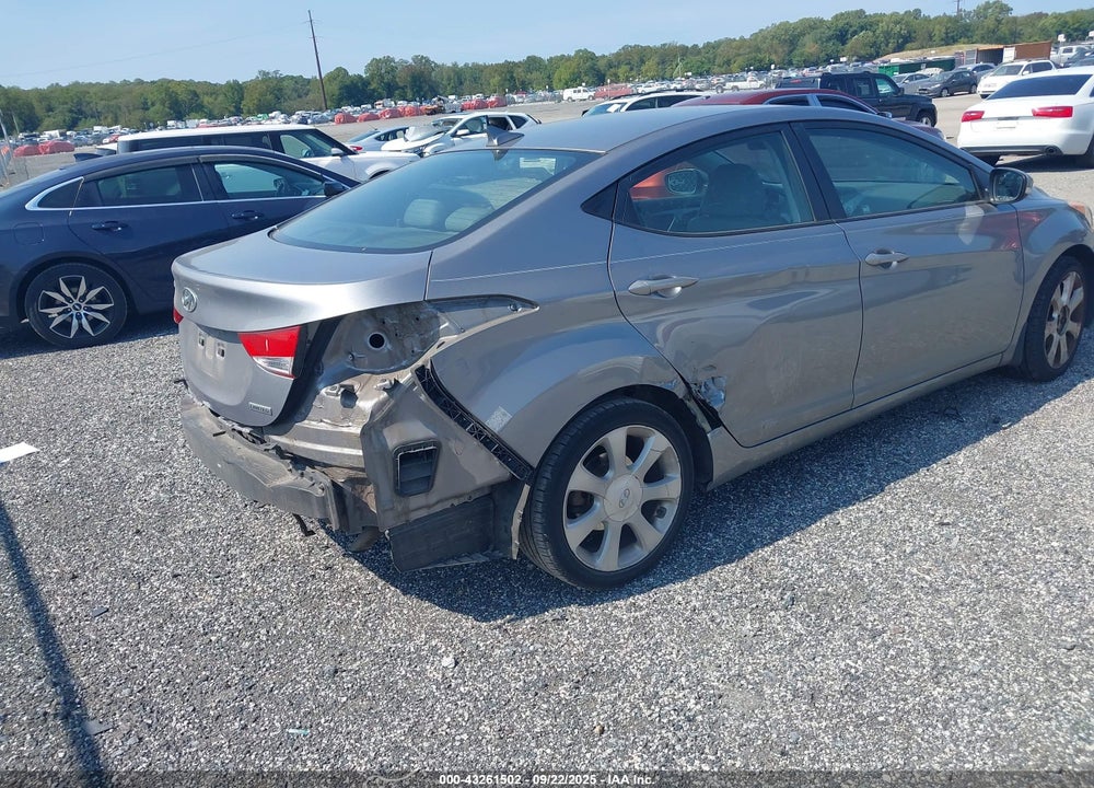 2013 HYUNDAI ELANTRA LIMITED VIN: KMHDH4AE1DU560888