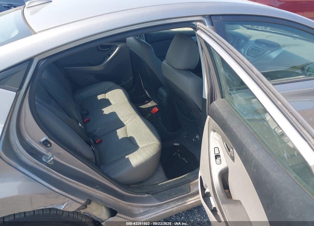 2013 HYUNDAI ELANTRA LIMITED VIN: KMHDH4AE1DU560888