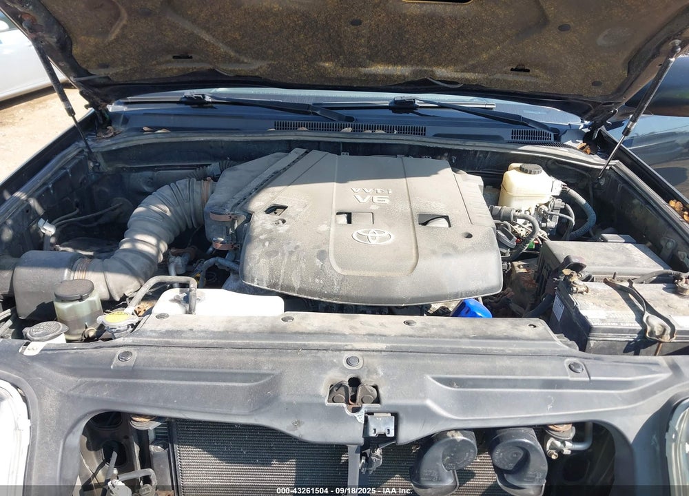 2005 TOYOTA 4RUNNER SR5 V6 VIN: JTEBU14R550059284