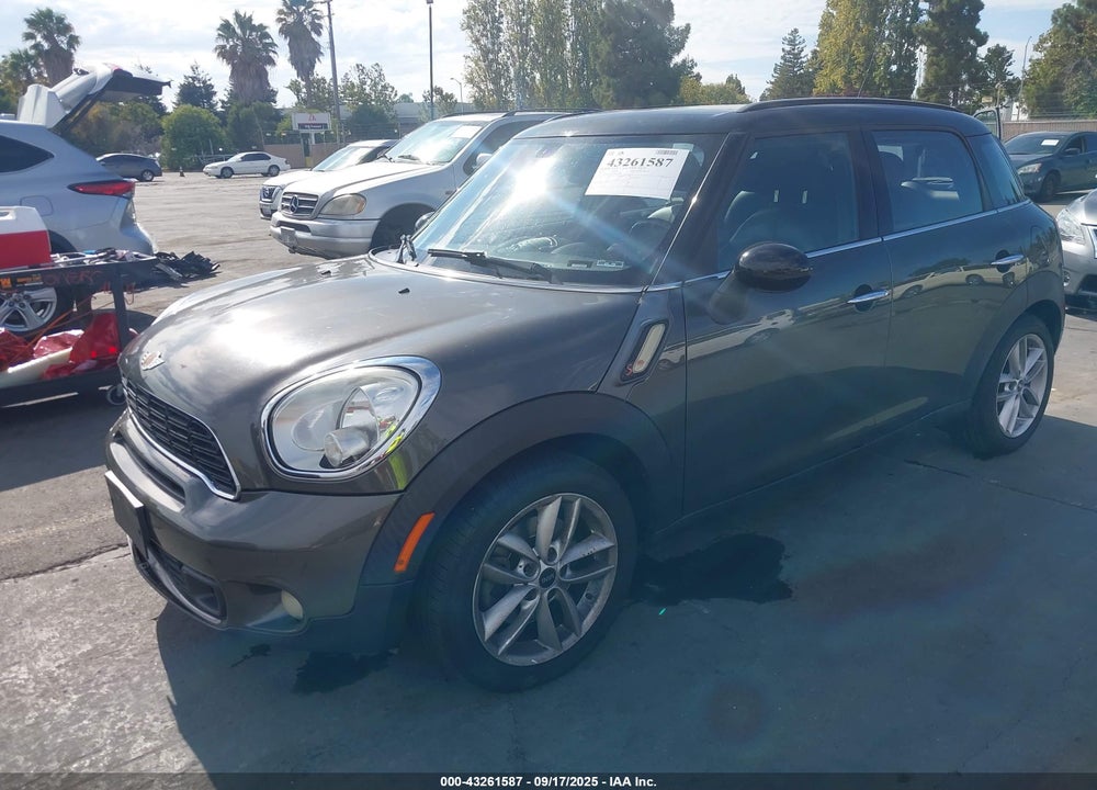 2013 MINI COUNTRYMAN VIN: WMWZC3C50DWP22981