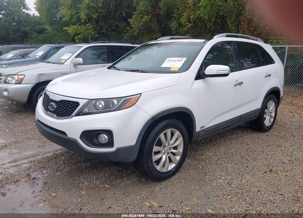 2011 KIA SORENTO VIN: 5XYKUDA23BG041966