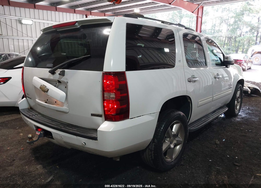 2011 CHEVROLET TAHOE LT VIN: 1GNSCBE04BR355148