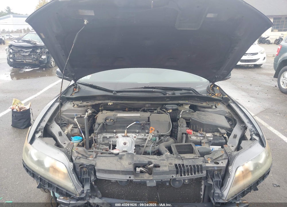 2014 HONDA ACCORD VIN: 1HGCT1B71EA003058