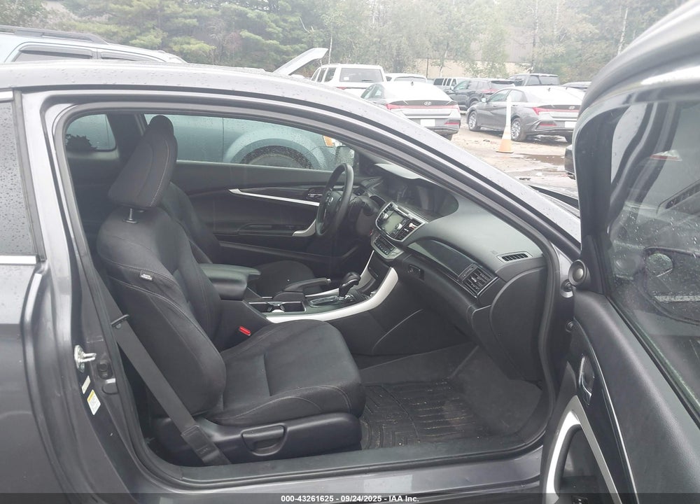 2014 HONDA ACCORD VIN: 1HGCT1B71EA003058