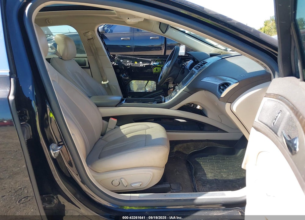 2017 LINCOLN MKZ RESERVE VIN: 3LN6L5F95HR642029