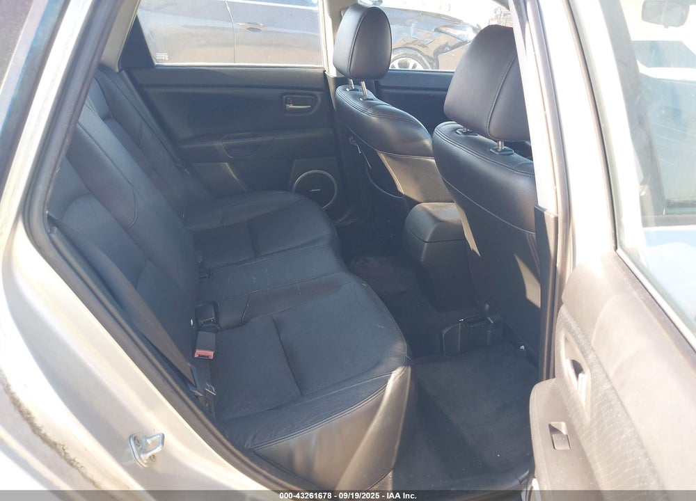 2006 MAZDA 3 S GRAND TOURING VIN: JM1BK343361526845