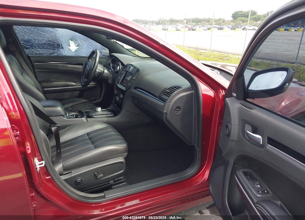 2021 CHRYSLER 300 300S VIN: 2C3CCABG6MH585788