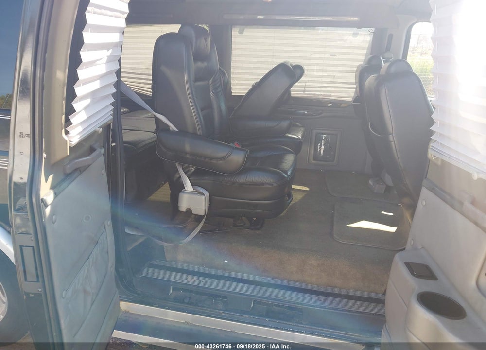 2008 FORD E-150 RECREATIONAL VIN: 1FDNE14L48DB51022