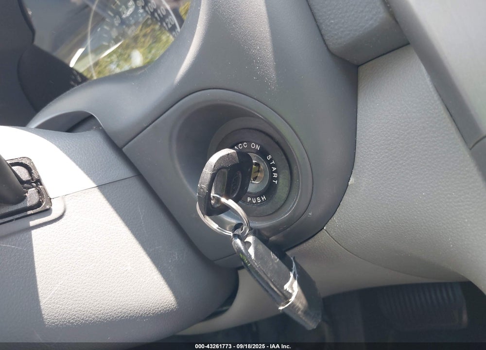 2010 KIA SEDONA VIN: KNDMH4C34A6357851